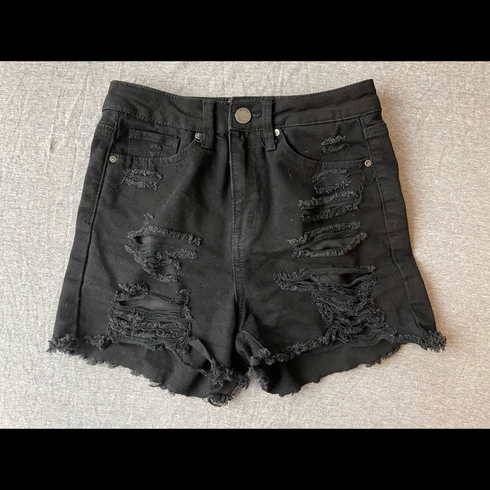 Simple Society Black Jean Shorts, size 24